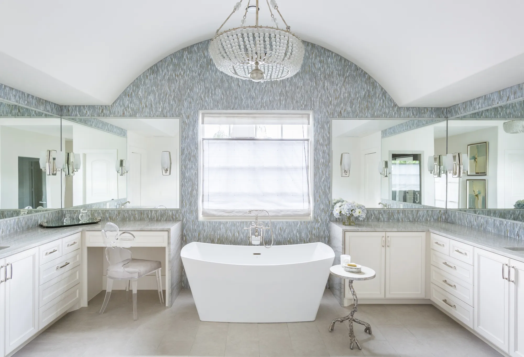 Casual glamour master bathroom