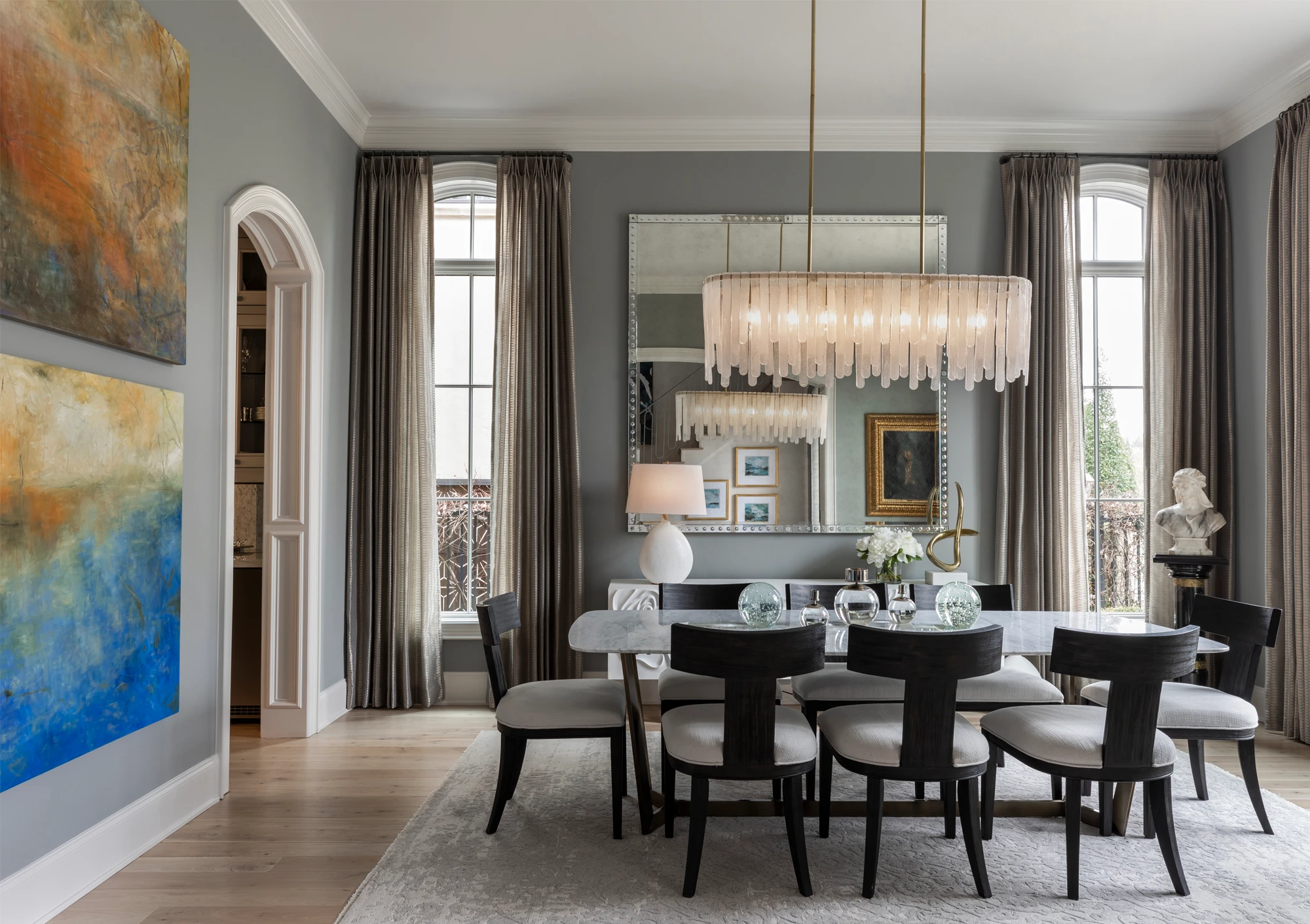 Cool Clean Classic dining room and art details