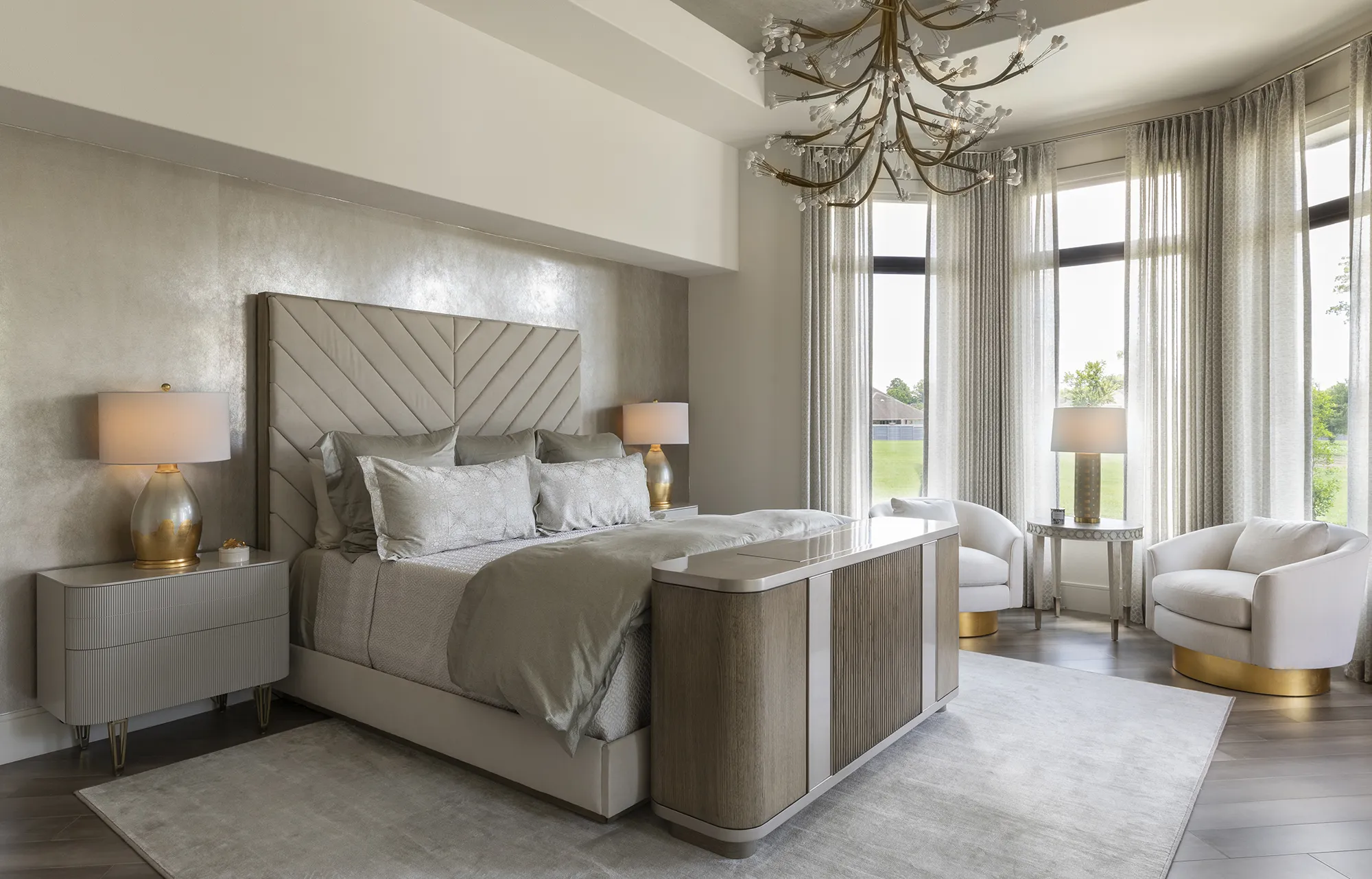 warm contemporary master bedroom design