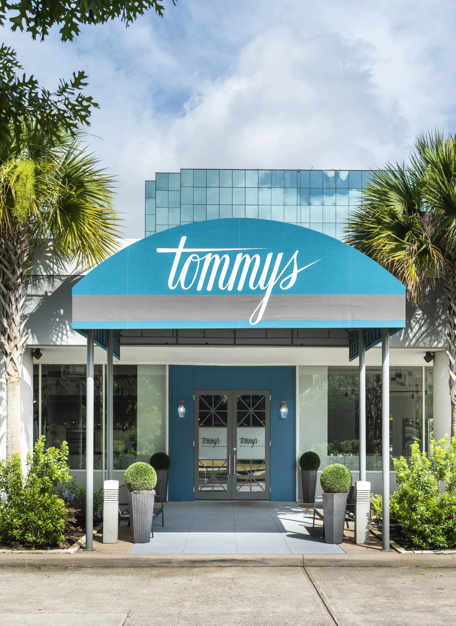 Tommys front entry
